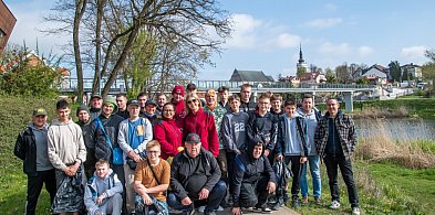 Uniejów kolejny raz przyłącza się do akcji Sprzątanie brzegów Warty