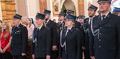 Dzień Strażaka w Uniejowie. Uroczysty przemarsz druhów [ZDJĘCIA]