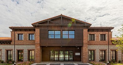 Uniejów weźmie udział w konkursie „Modernizacja Roku & Budowa XXI w.”-17690