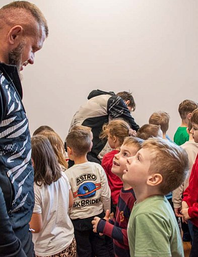 Marcin Tybura odwiedził uniejowskie przedszkole-17775