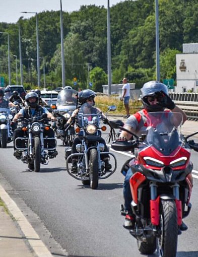 Zlot u Banity 2026. W programie loty widokowe, nagrody i motocyklowe atrakcje
