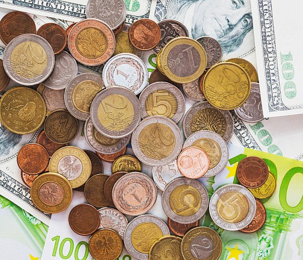 Koniec znanego kantoru internetowego. Co z poszkodowanymi po upadłości?-17245