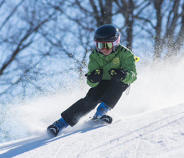 Ferie zimowe po nowemu. Decyzja MEN rozwścieczyła tysiące rodziców-17322