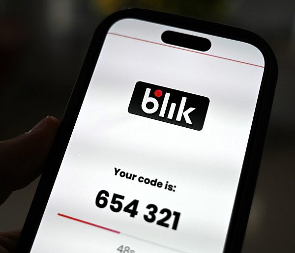 Codzienny przelew BLIK do znajomego? Skarbówka może to sprawdzać-17337