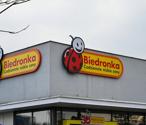 Biedronka publikuje ostrzeżenie. Sprawdź, czy masz ten towar w domu-17368