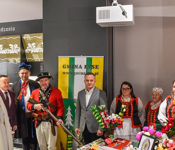 Cztery lata temu na Listę UNESCO trafiły kwietne dywany. Trwa seminarium-17426