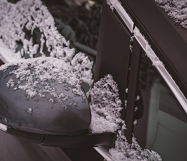 Zimowy atak w całej Polsce. Kierowców czeka kosztowna niespodzianka-17465