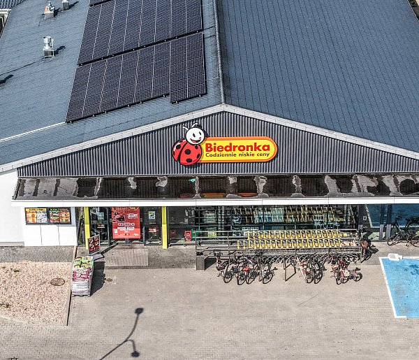 Biedronka zapłaci potężną karę. Sieć kusiła niejasną promocją-17573