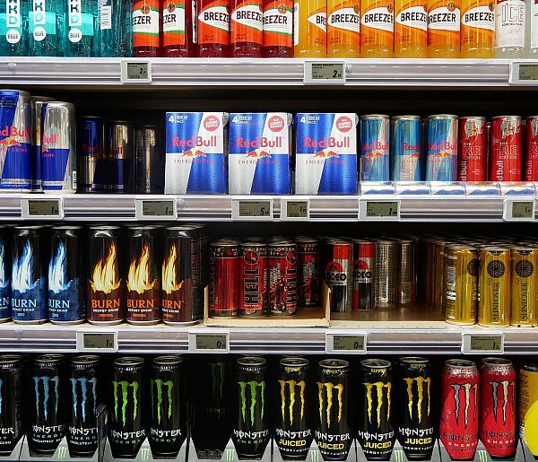 Popularne napoje pójdą ostro w górę. Rząd szykuje podwyżkę VAT-17629