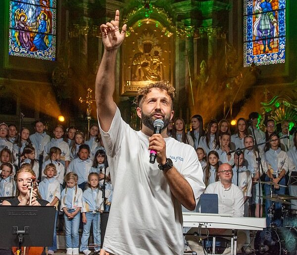 Rapowy freestyle w kościele, czyli Festiwal Beatus vel Sanctus w Uniejowie