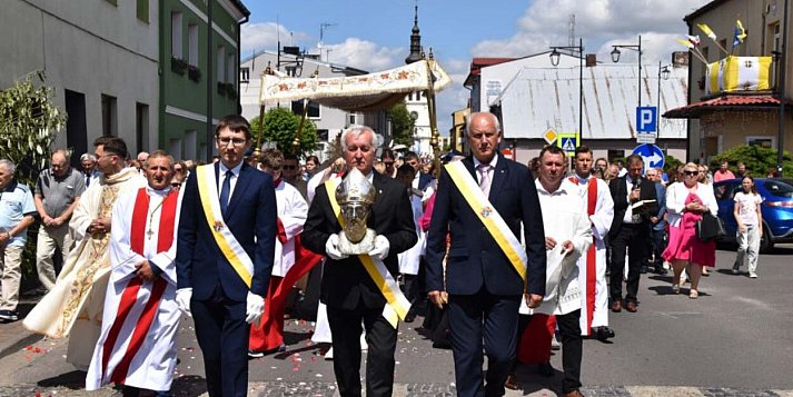 O której procesje w Uniejowie i Spycimierzu?
