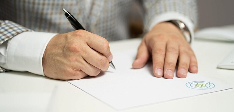 Kod 95, karta kierowcy i świadectwo - jakie dokumenty musisz mieć, żeby legalnie j