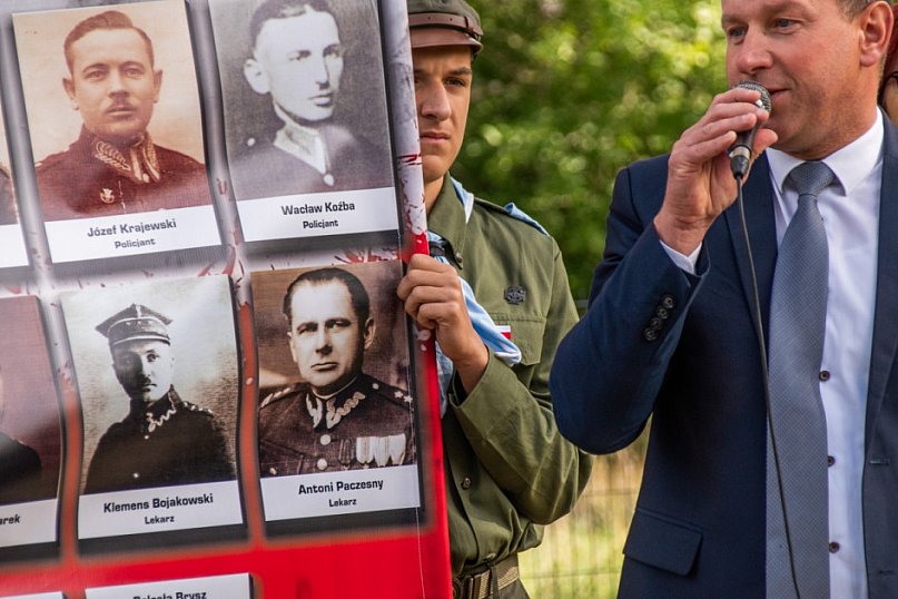 W Uniejowie uczczono pamięć ofiar zbrodni katyńskiej