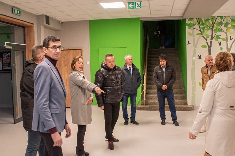 Nowa jakość edukacji w Uniejowie. Gmina zainwestowała w modernizację szkoły