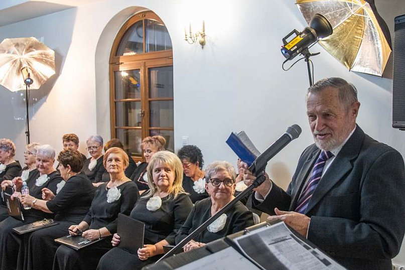 Kantylena śpiewa już 30 lat