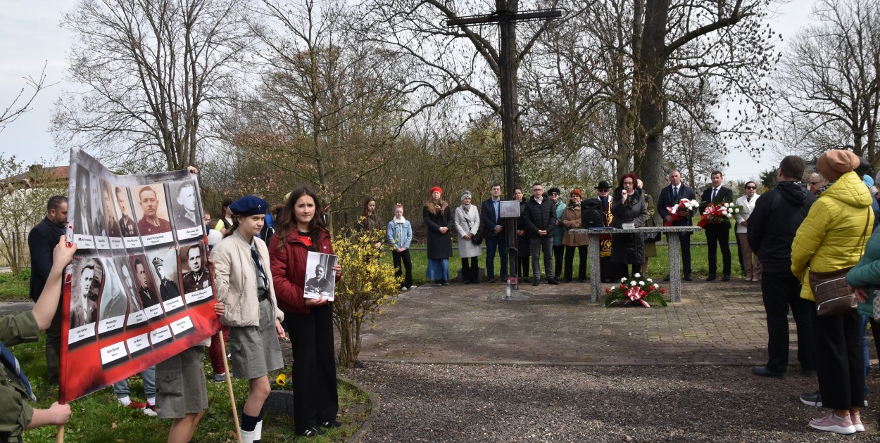 13 kwietnia. W Uniejowie pamiętają o Ofiarach Zbrodni Katyńskiej