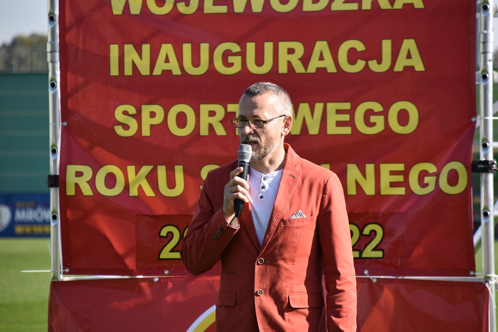  Wojewódzką Inaugurację Sportowego Roku Szkolnego 2021/2022 poprowadził Sebastian Napieraj ze Szkoły Podstawowej w Uniejowie.